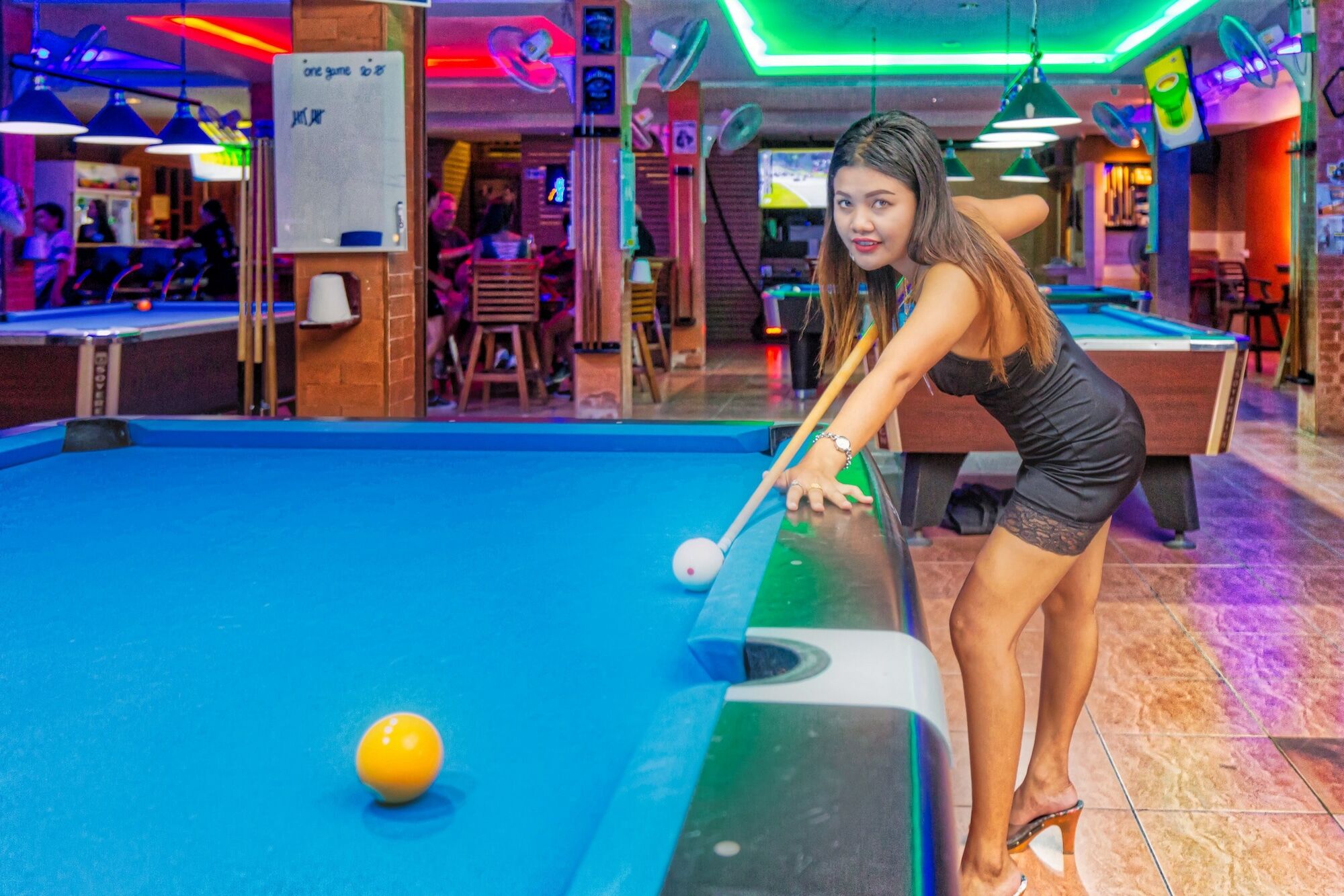 パッタヤージョムティエン ビーチ プール ハウスアパートメント エクステリア 写真